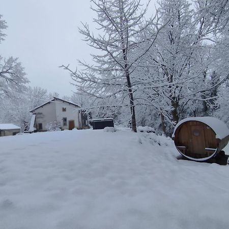 Le Tilleul De Bressolles Brassac  Bagian luar foto