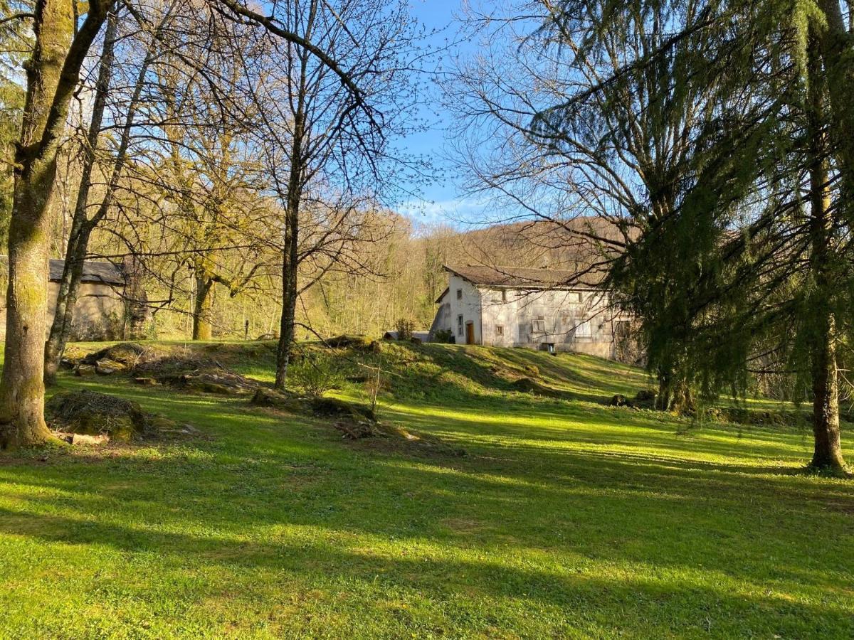 Le Tilleul De Bressolles Brassac  Bagian luar foto